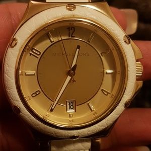 Michael Kors MK-5332 Watch